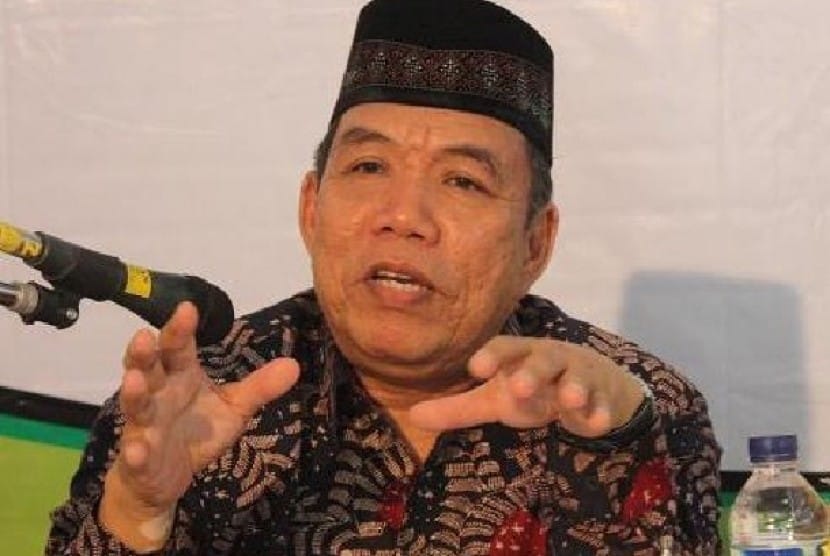 Dr. KH. A. Malik Madaniy, MA.